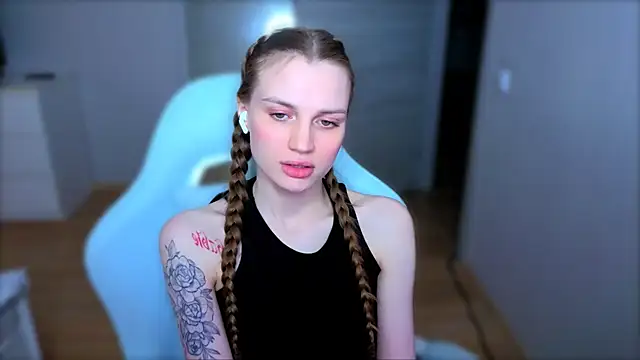 StellaLawless webcam