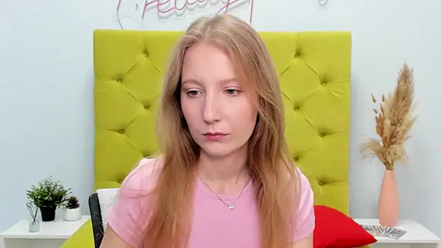 LolaWilsons webcam
