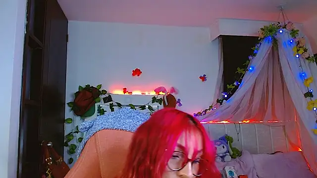 Littlerouse_ webcam