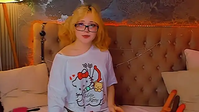 EmilyAngells webcam