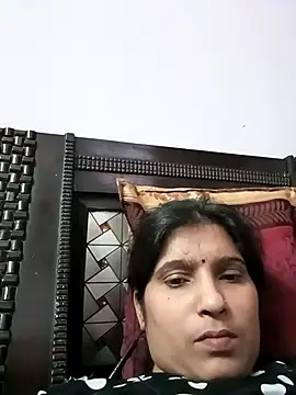 Ritika_singh71 webcam