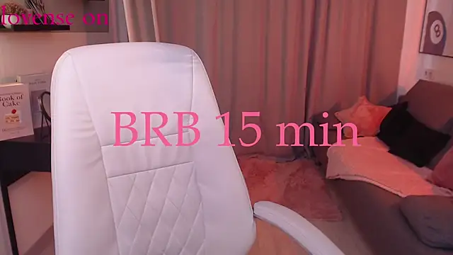 Haya_Harareet webcam