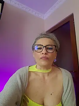 LunaBlaise webcam
