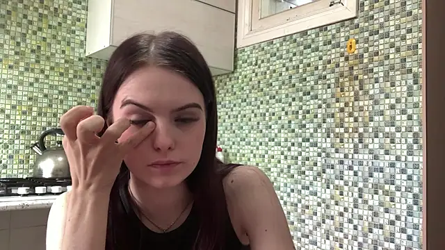 KikiAmino webcam