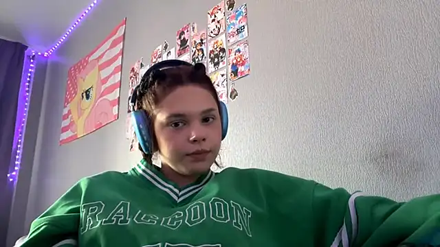 Iam_Eshly webcam