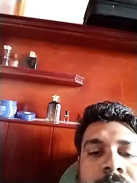 Anuu1595 webcam