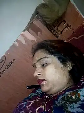 Trisha_71 webcam