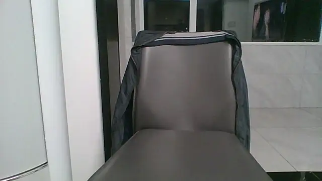 nole_china7 (Ask my age) - talk / fun / cum