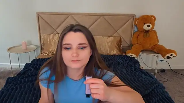 MagicPeachh_ webcam