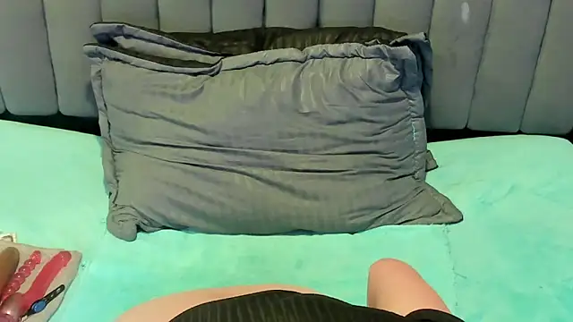 alaha_evans webcam