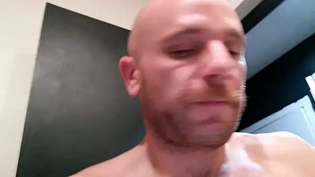 FrankieFuckMe webcam
