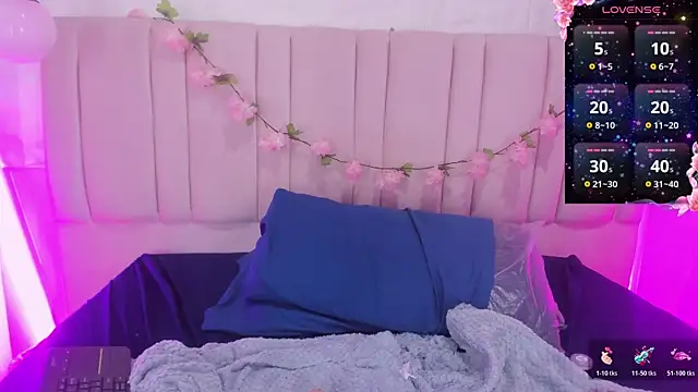 cloe_maisonn webcam