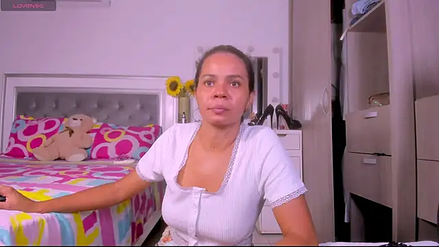 sharonDulce webcam
