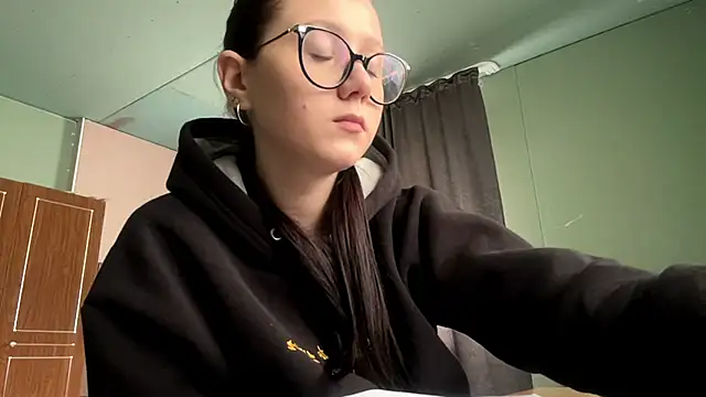 AdelleBaggenstoss webcam