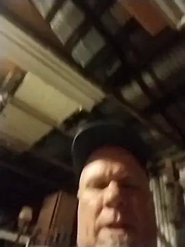 Reddog833 webcam