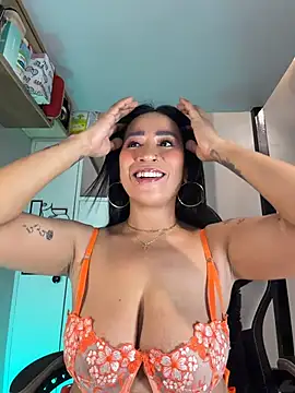 Webcam Model (AsianMilfSheryl)  is live.Free join now!