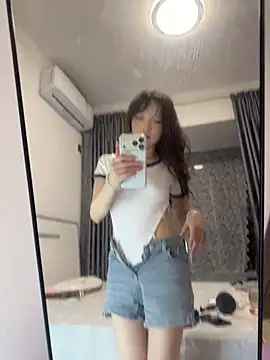 美女meimei_x在线直播