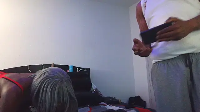 Jackie_SilverFoxCD webcam