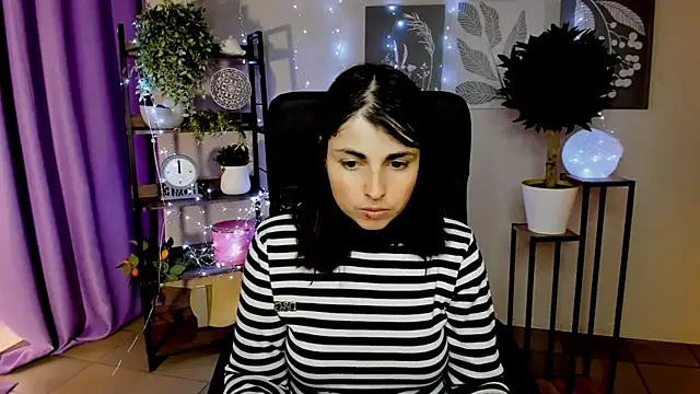 MartaEdams webcam
