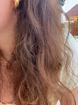 SummerHoney webcam