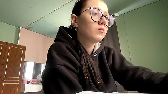 AdelleBaggenstoss webcam