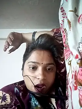 Trisha_71 webcam