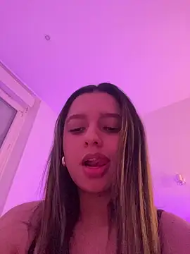 Lusty_Lunaa webcam