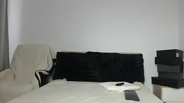 Layla23a webcam