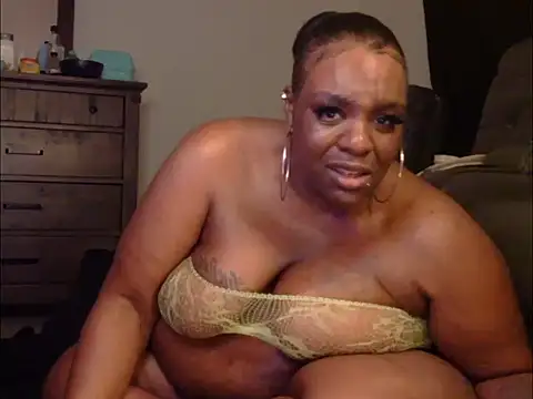 Thickkemzz41 webcam