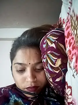 Trisha_71 webcam