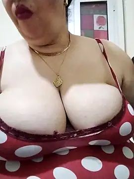 milkbreastsexy webcam