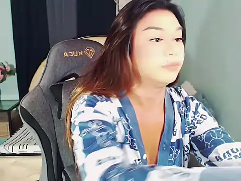 SexxyTsLoverr webcam