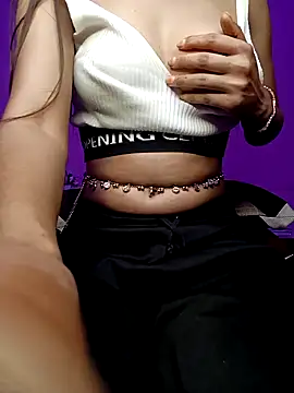 Yours_dannyy webcam