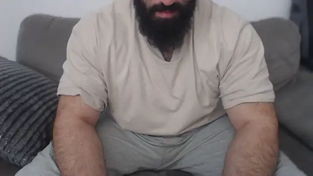 hugemachohandsome webcam