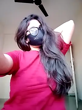 Divya3107 webcam