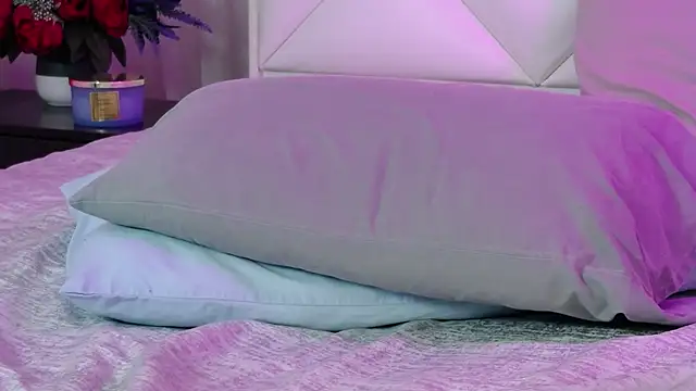Bella_W_Berry webcam