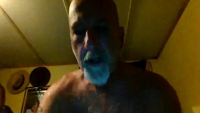 Yankeedave420 webcam