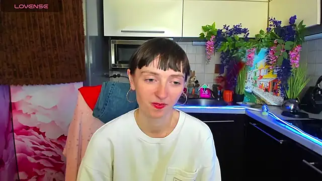 TayanaJons webcam