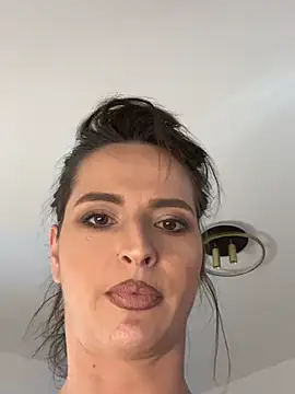 barbaraxoxox (F milf) - One Finger in My Ass😈