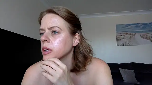 ElizabethArden42- webcam