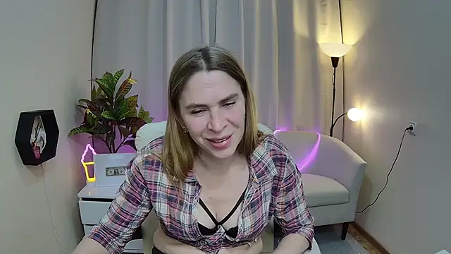 TessaDaybreak webcam