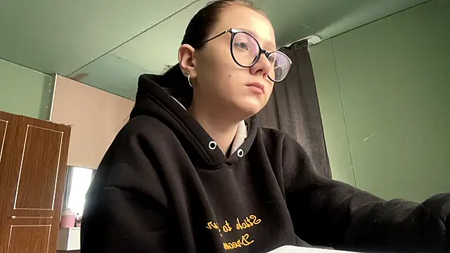 AdelleBaggenstoss webcam