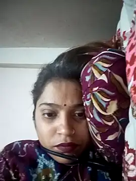Trisha_71 webcam