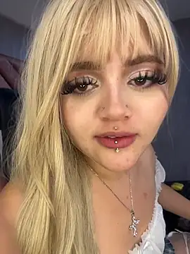 lya_nekko_ webcam