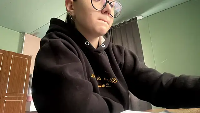 AdelleBaggenstoss webcam