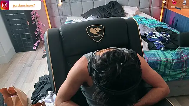 JordanShow webcam