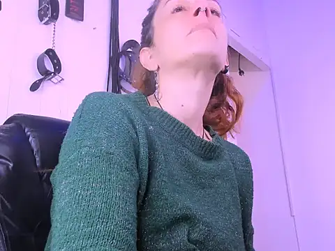 DommePoleDance webcam