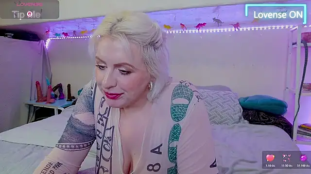 GoddessAlimony webcam