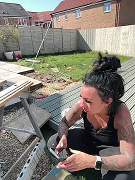BELLABLACKXUK webcam