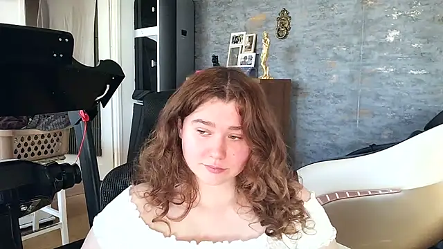 AmeliFoxi webcam